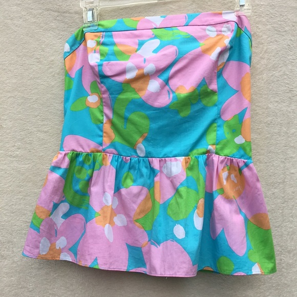 Lilly Pulitzer Tops - Lilly Pulitzer peplum strapless top
